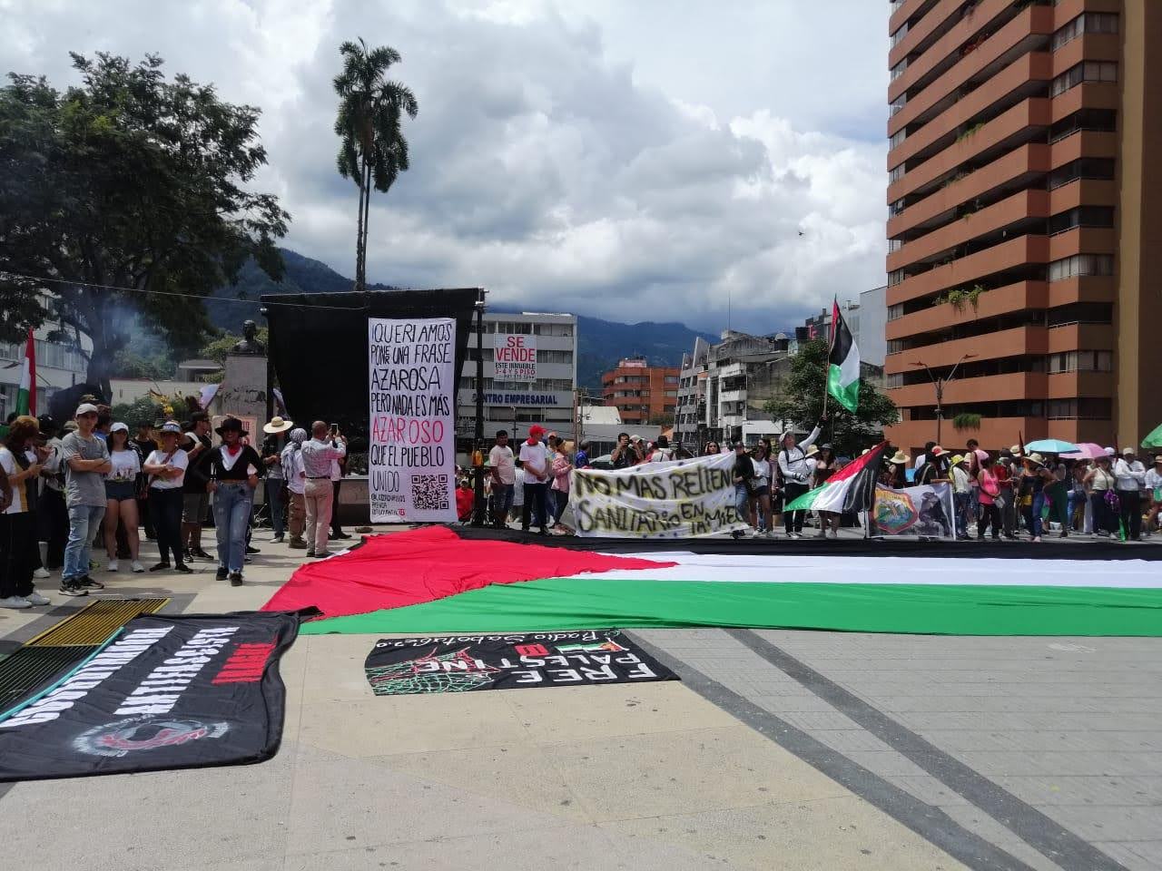 En Ibagué se celebró la XV Marcha Carnaval